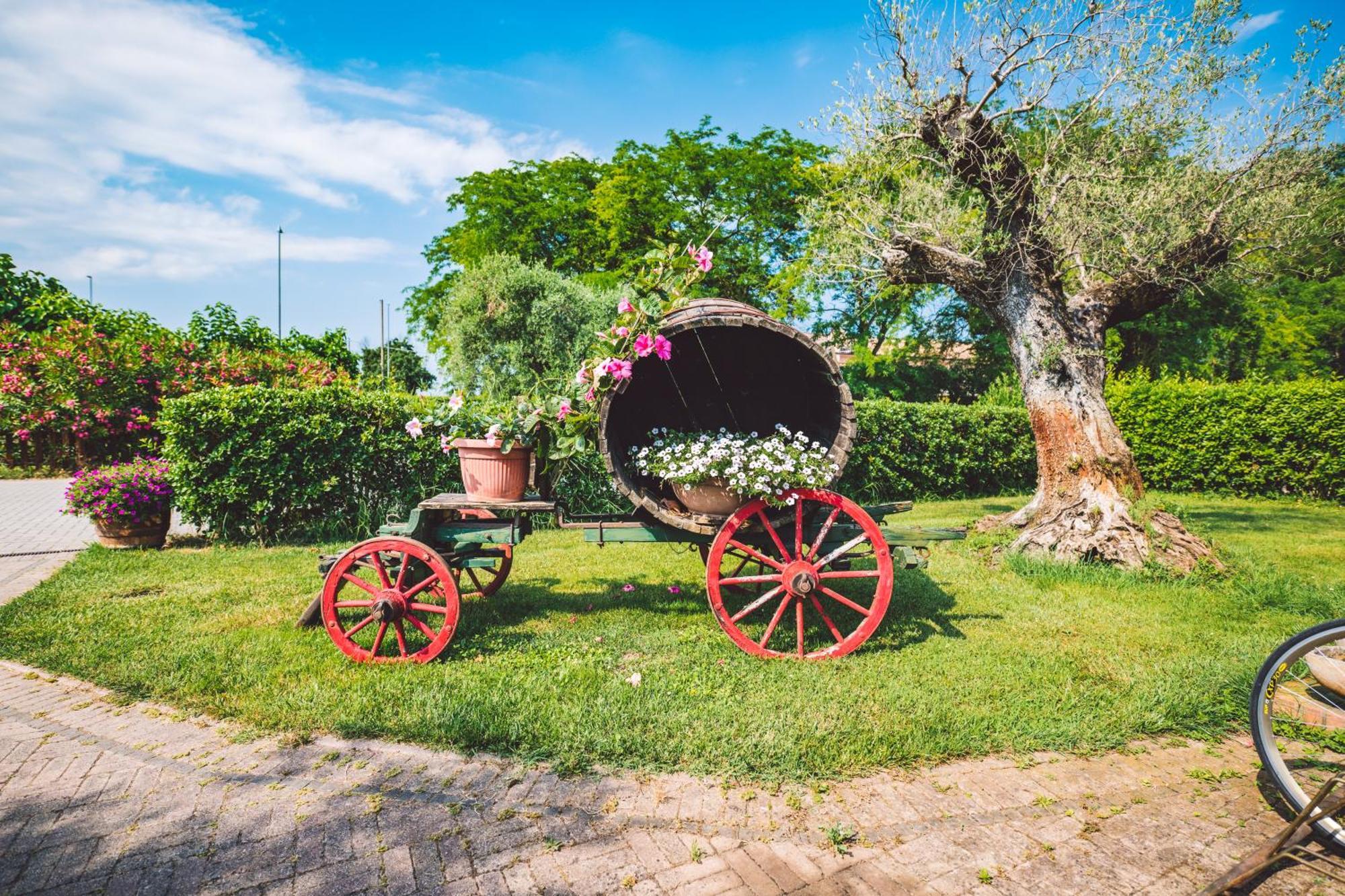 צ'סנטיקו Due Ponti Village מראה חיצוני תמונה